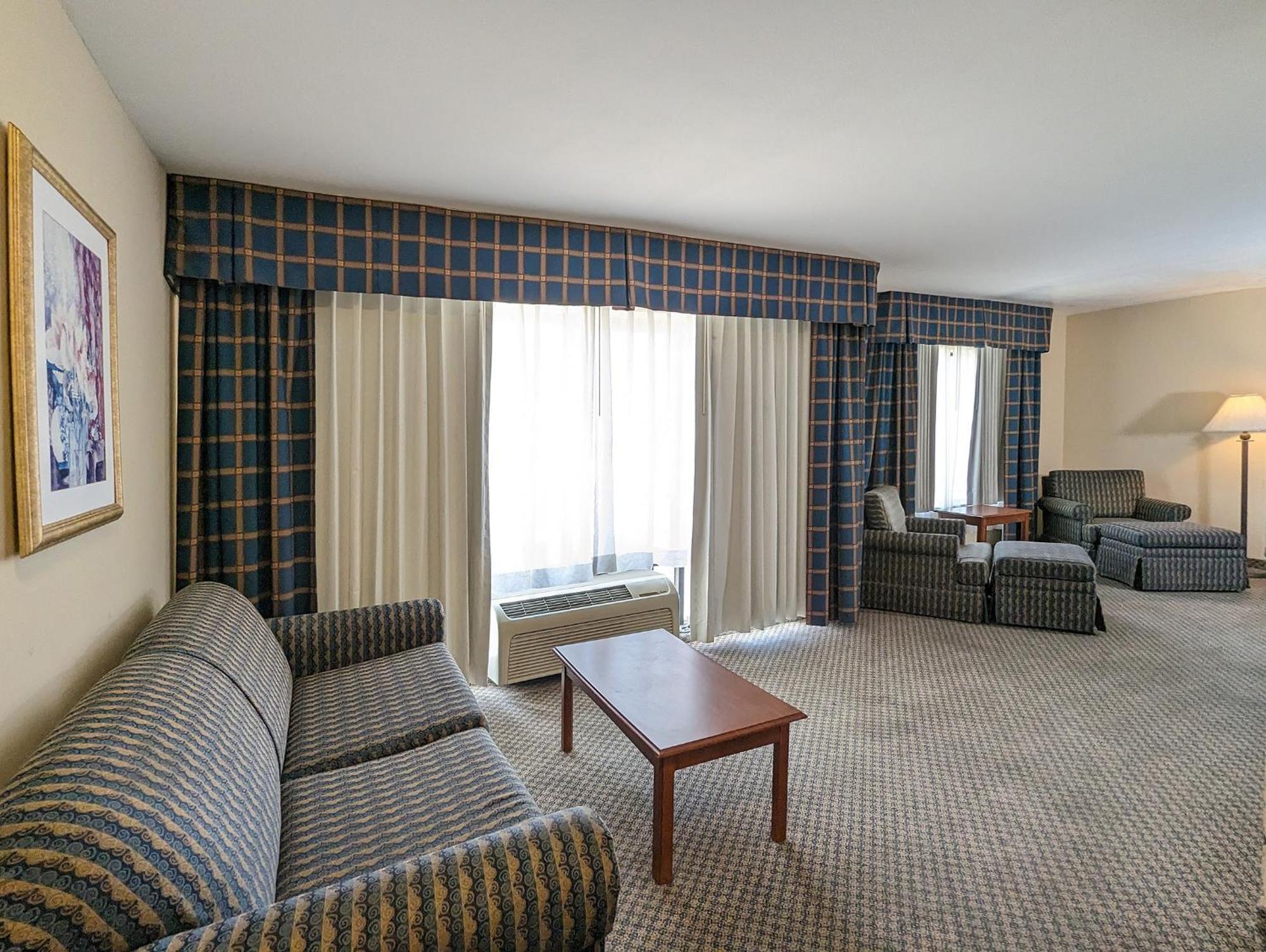 Oasis Inn And Suites 29 Palms Hotel Joshua Tree National Park Туэнтинайн-Палмс Экстерьер фото
