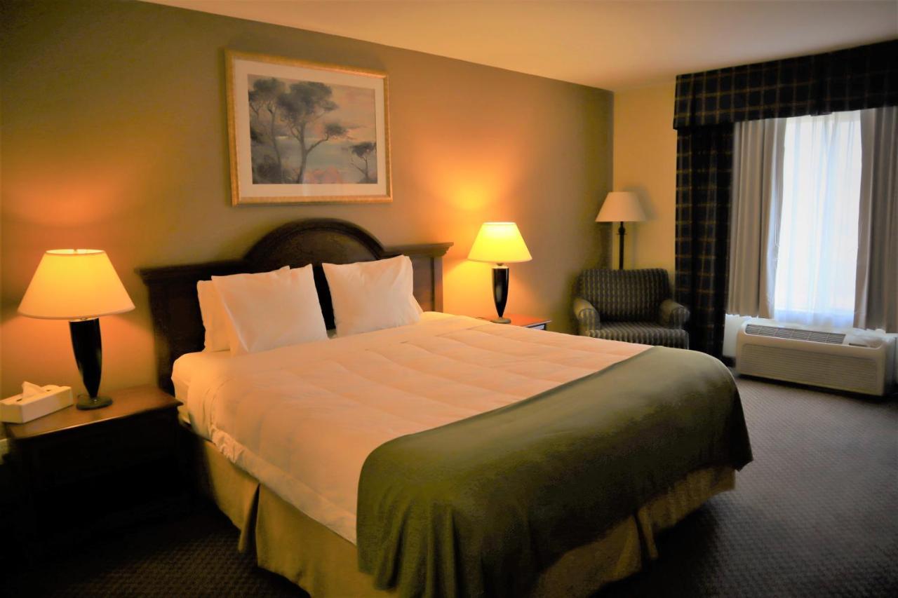 Oasis Inn And Suites 29 Palms Hotel Joshua Tree National Park Туэнтинайн-Палмс Экстерьер фото